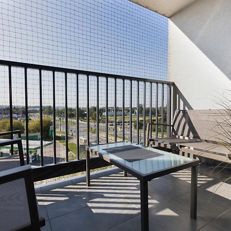Podgorze Lipska Pet-Friendly Apartment With Balcony And Parking By Renters Prestige Krakau Buitenkant foto