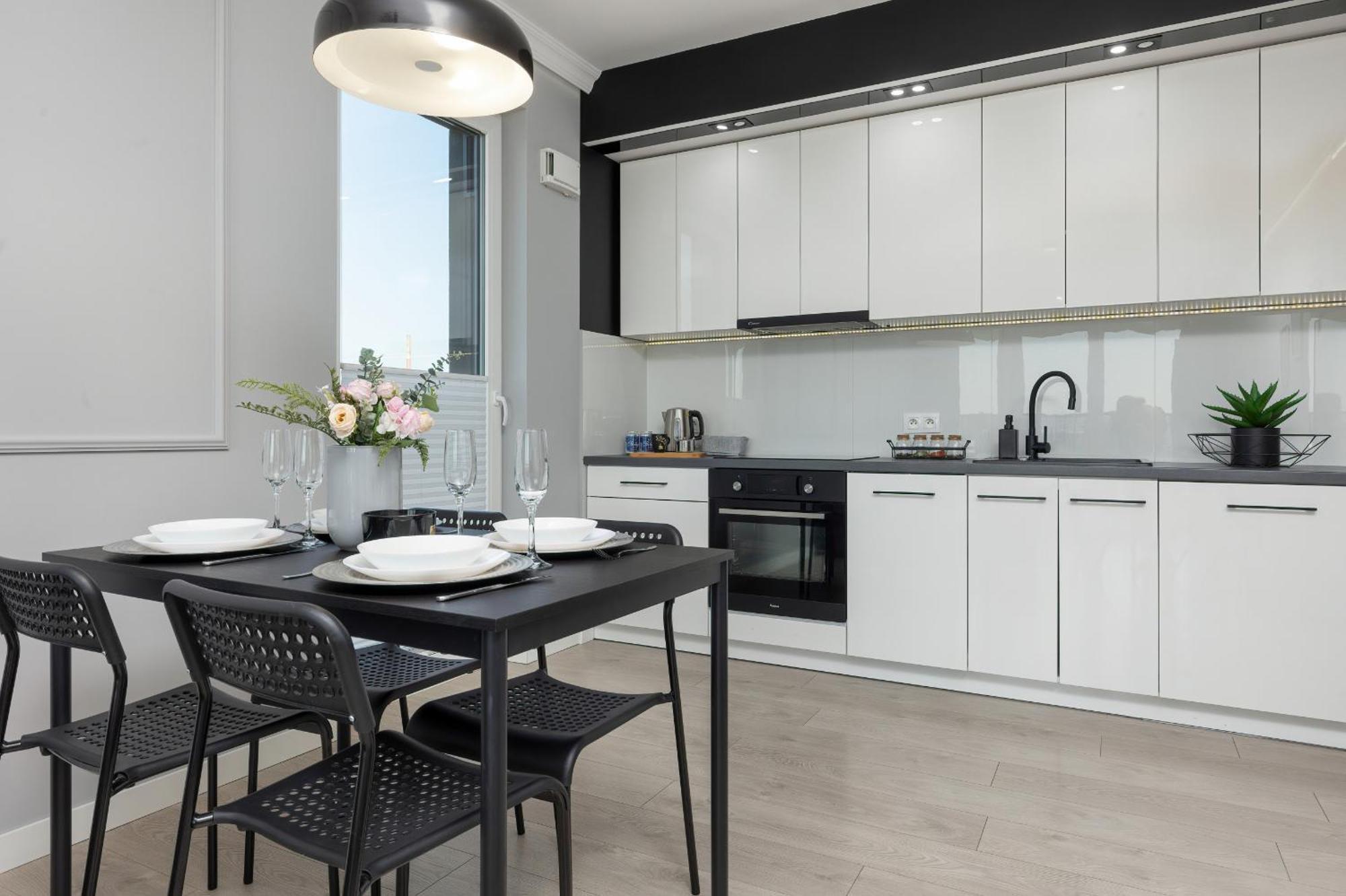 Podgorze Lipska Pet-Friendly Apartment With Balcony And Parking By Renters Prestige Krakau Buitenkant foto