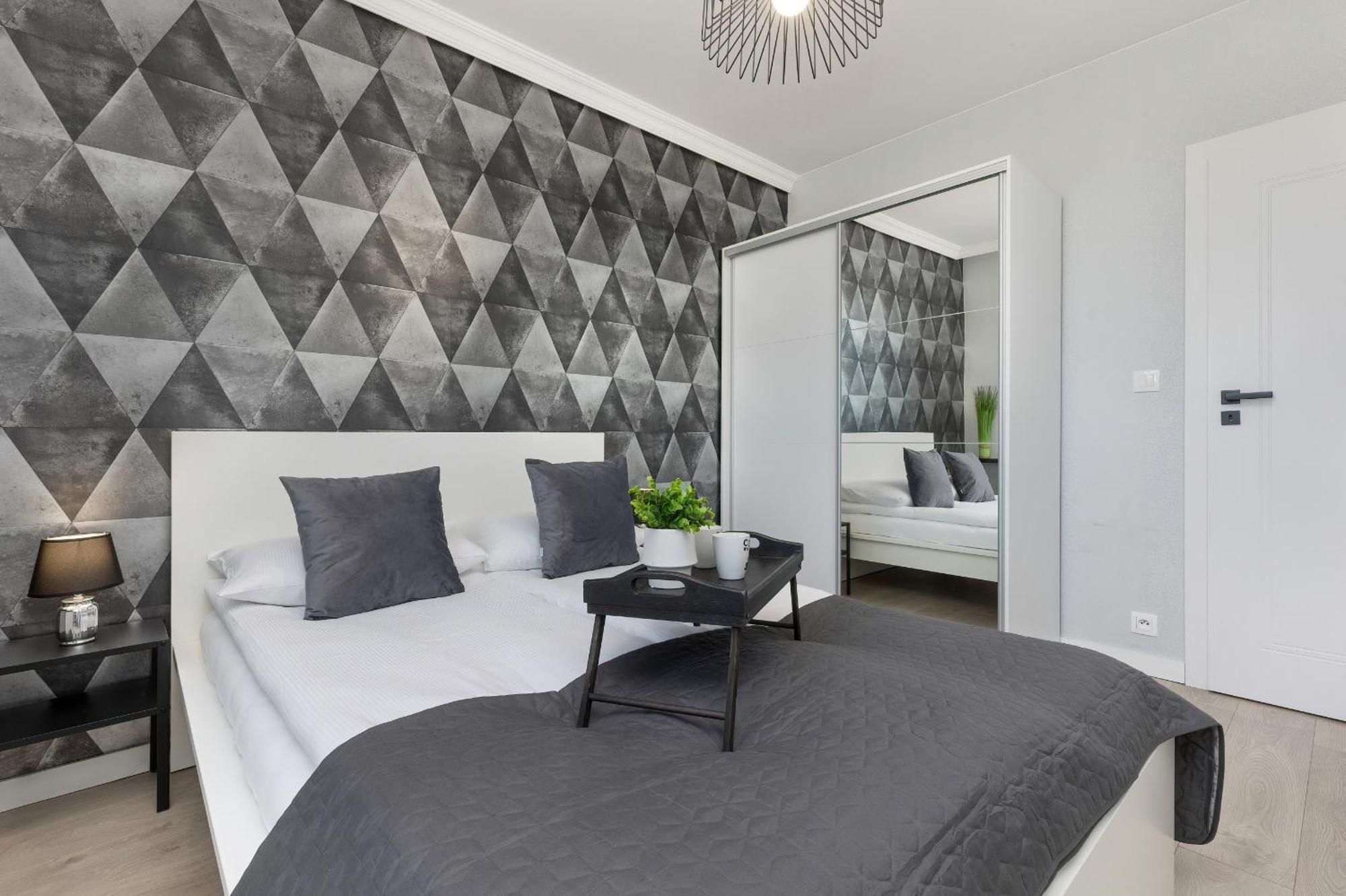 Podgorze Lipska Pet-Friendly Apartment With Balcony And Parking By Renters Prestige Krakau Buitenkant foto